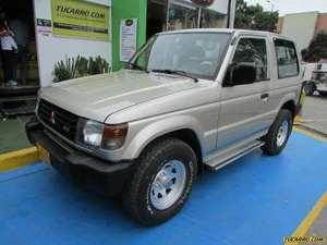 Mitsubishi Montero HARD TOP MT 3000CC 6V