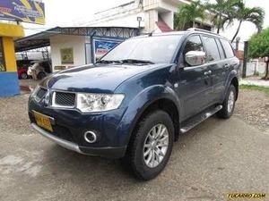 Mitsubishi Nativa 3.2L MT 3200CC TD 4X4