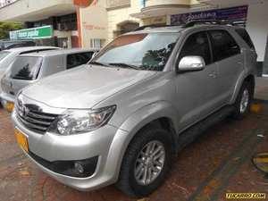 Toyota Fortuner 2.7L MT 2700CC 4X2