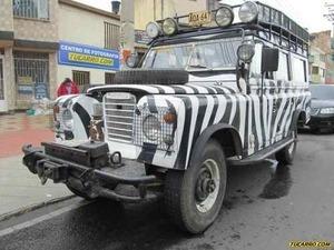 Land Rover Santana SANTANA MT 2500CC