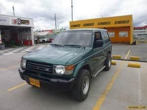 Mitsubishi Montero V13 MT 3000CC 3P