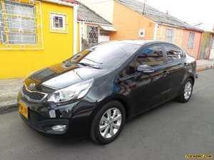 Kia Rio EX AT 1400CC AA 4X2