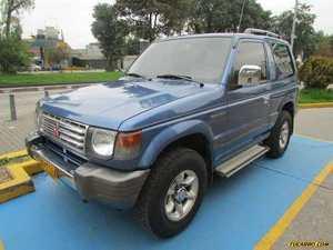 Mitsubishi Montero V11 MT 2400CC 3P AA