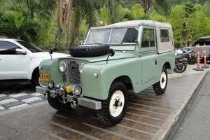 Land Rover Santana SANTANA MT 2500CC