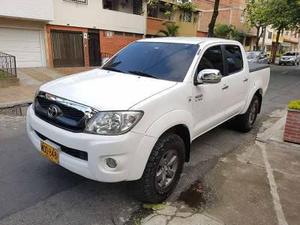 Toyota Hilux IMV MT 2700CC 4X4 AA 2AB ABS