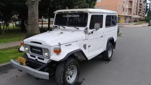 Toyota FJ fj 43 full equipo