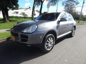 Porsche Cayenne V6 3.2 AT