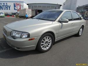 Volvo S80 T6