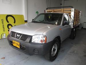 Nissan D-22 FRONTIER ESTACAS