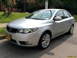 Kia Cerato Forte 1.6 MT 1600CC 2AB ABS