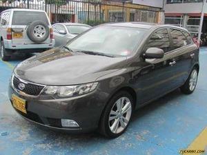 Kia Cerato Forte 1.6 HB AT 1600CC 2AB ABS