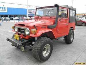 Toyota FJ 40