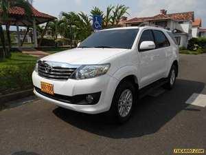 Toyota Fortuner 2.7L AT 2700CC 4X2