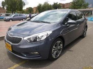 Kia Cerato PRO EX AT 1600CC SA