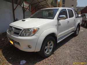 Toyota Hilux SRV AT 3000CC TD 4X4 AA 2AB ABS