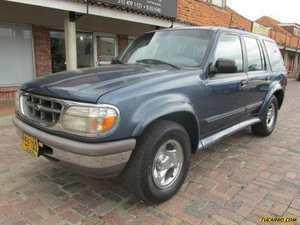 Ford Explorer XLT ELITE [205 HP SOHC] AT 4000CC