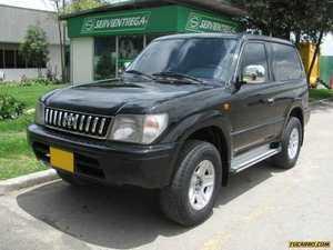 Toyota Prado SUMO MT 2.7 3P