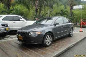 Volvo S40 2.4i TP 2400CC