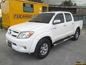 Toyota Hilux VIGO MT 2700CC AA 4X4